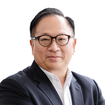 Photo of Dr. Toa Charm